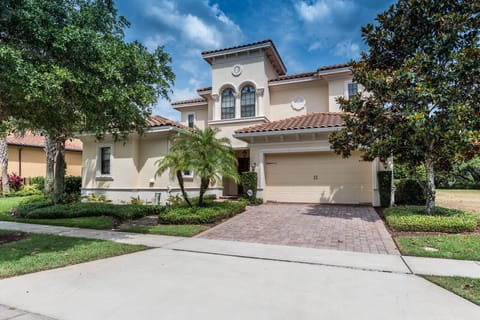 Front of the property with plenty of parking 