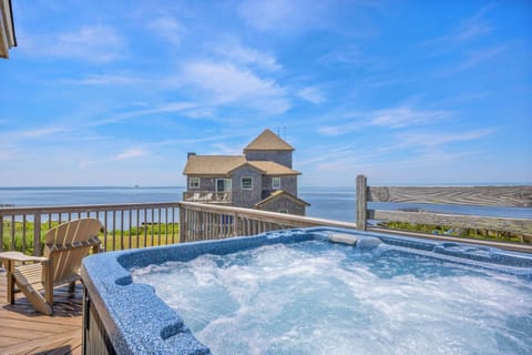 Surf or Sound Realty - 189 - Hatteras Blast - Hot Tub