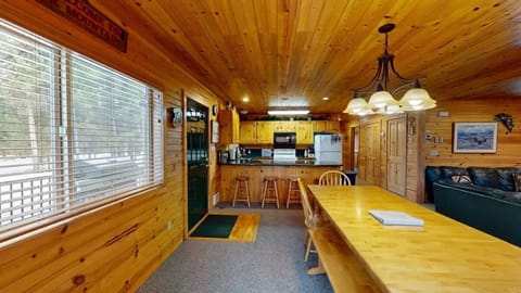 Large spacious kitchen and dining area.