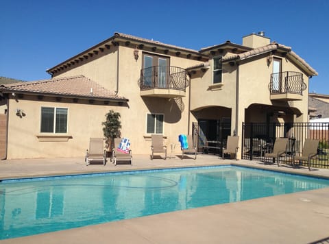 Our pool is completed!!!