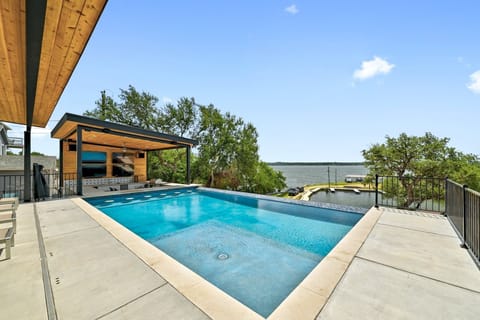 Pool with swim up sports bar