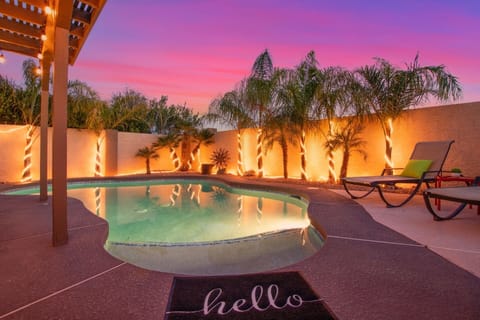 Private backyard w/ complimentary heated pool & large hot tub.