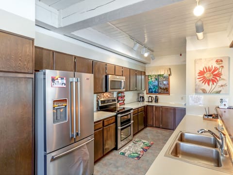 Fully stocked kitchen