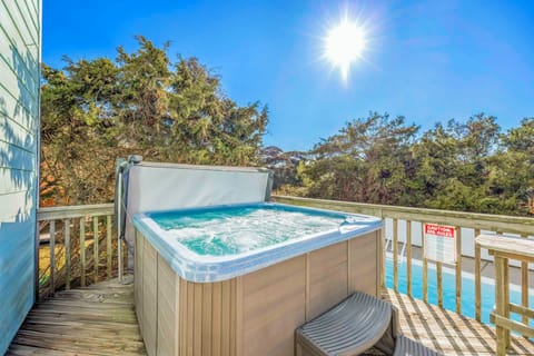 Surf or Sound Realty - 273 - Salvo Vera - Hot Tub