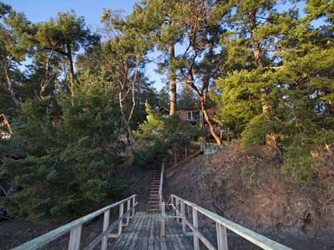 Dock is not suitable extended boat tie-up due to extreme tides in Neil Bay. Please contact our office for dock-use instructions. 
One boat per reservation.