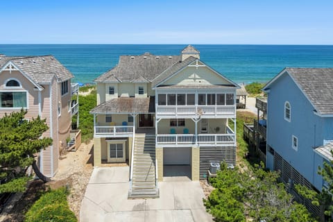 SS21: Castle In The Sand | Front Exterior