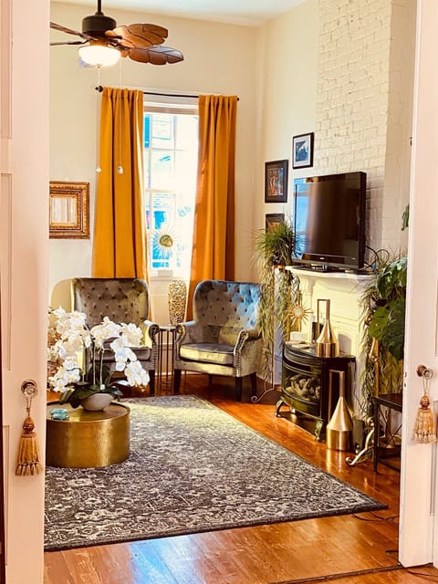 New Orleans style living room