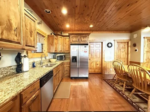 Perfect kitchen for a homecooked family meal during your stay.