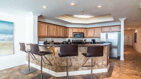 Phoenix West II 2408 Kitchen