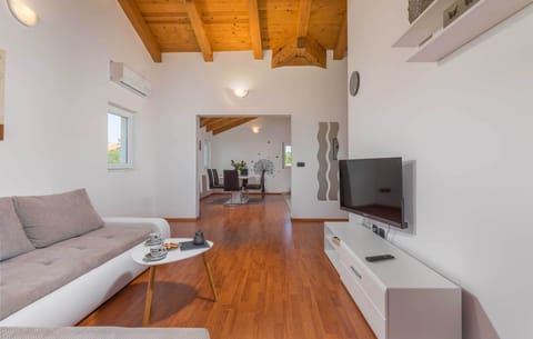 Notice the meticulous decoration in this immaculately clean apartment.
