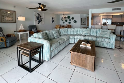 Main living space looking in from the balcony. Plenty of space a - Main living space looking in from the balcony. Plenty of space and seating for your family.