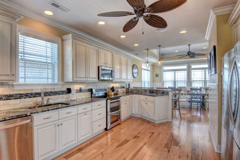 Fully stocked gourmet Kitchen