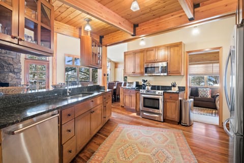 Fully Stocked Kitchen