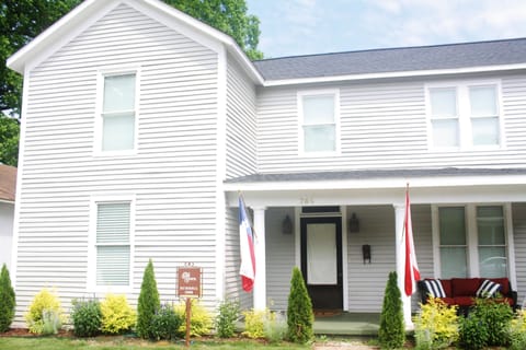 Historic Hummell House exterior
