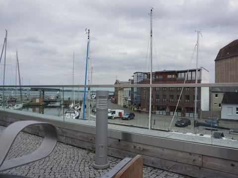 Surroundings [summer] (1-5 km)