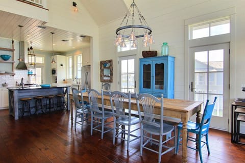 Dining Area, 2nd Floor - Dining Area, 2nd Floor