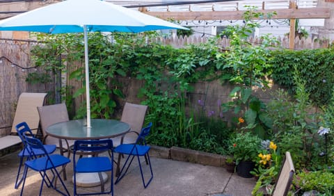 Large outdoor patio! Entertain and hang out with friends! Relax, Barbecue, Laugh