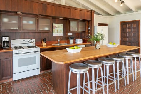 Altagracia - St. John, USVI