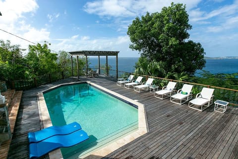 Altagracia - St. John, USVI