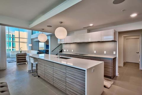 Sky's the Limit - Destin - Kitchen