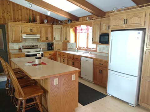 Fully Furnished Kitchen with all your needs