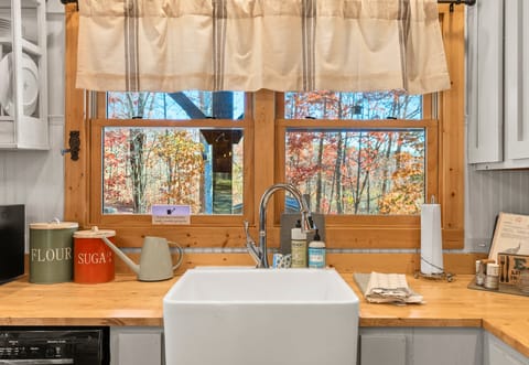 Cook a Meal and Enjoy the Sunshine!