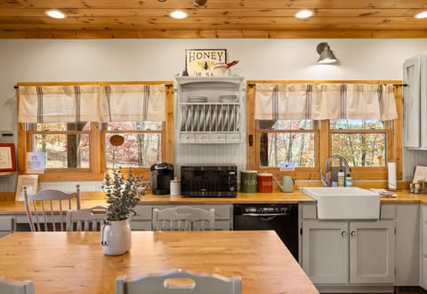 The Kitchen has Lots of Counter Space - Great for Meal Prep!