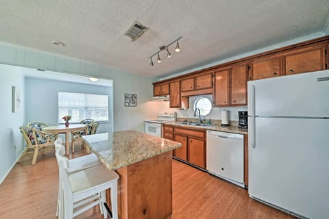 Kitchen | Cooking Basics | Dishware/Flatware