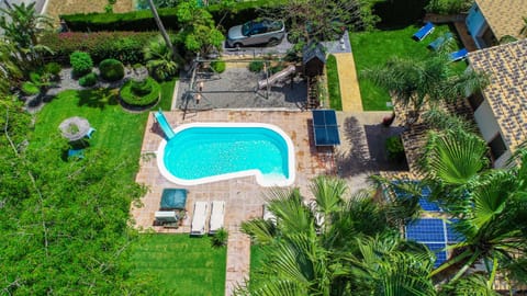 Enjoy the views of this villa in Alhaurín de la Torre