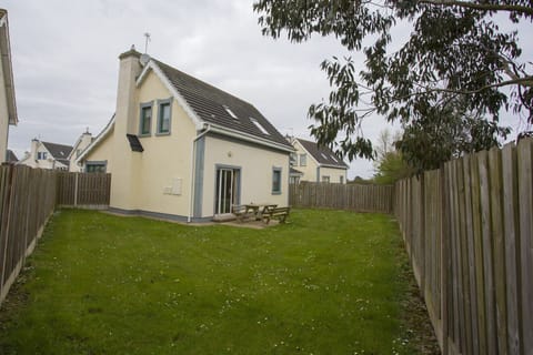 Willow Grove Holiday Cottage No. 4, Grangewood Holiday Homes, Rosslare Strand County Wexford