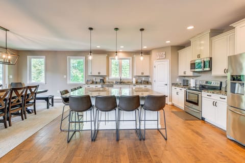 Kitchen | Dishwasher | Stainless Steel Appliances