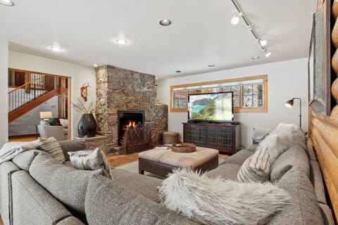 2nd Living Room with See-Thru Fireplace