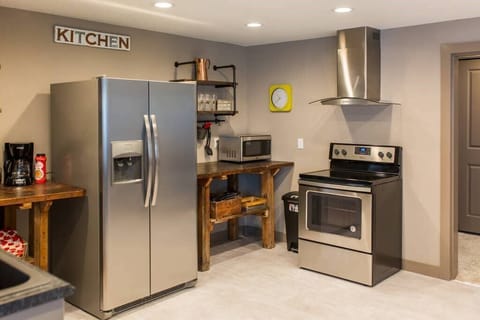 25faf1f7-aba2-4e12-80b8-0ab33040bfc3