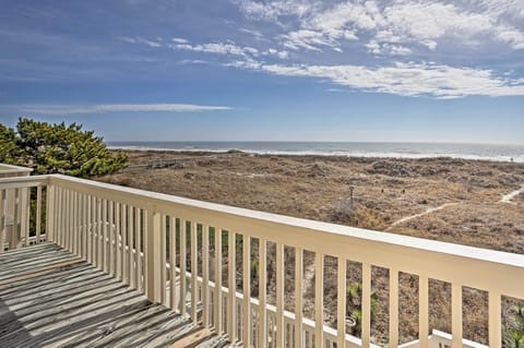 Sunset Beach Vacation Rental | 4BR | 3.5BA | 2,400 Sq Ft | Steps Required