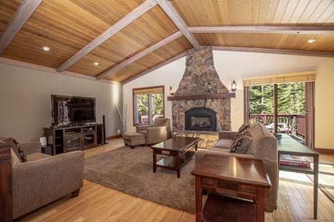 Highlands Lodge Living Area TV - Highlands Lodge Living Area TV