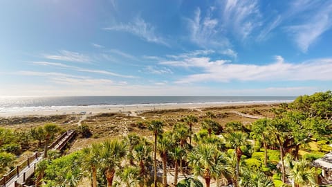 Direct Oceanfront View from Private Balcony