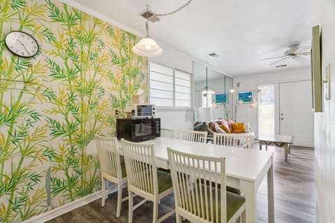 Dining rooms: share meals, conversations, laughs, and games. We can't wait to hear what brought your family together in this space!