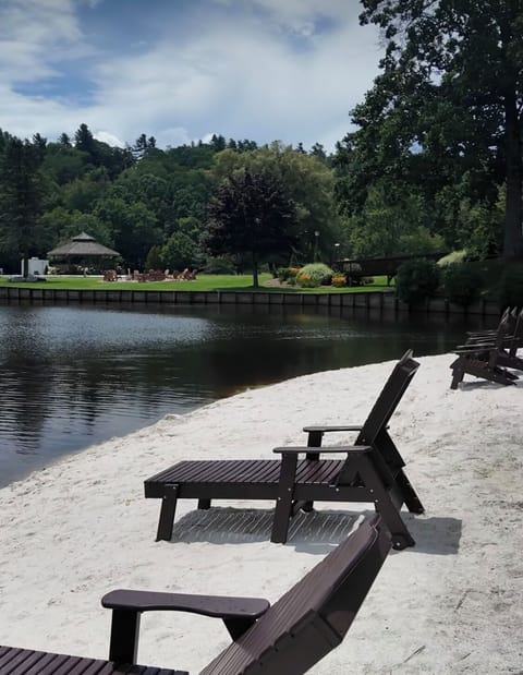 Grounds at Chetola - Beach (1)