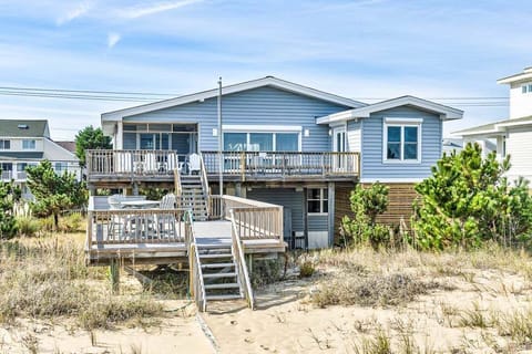 Rear Exterior of Dookies Dune