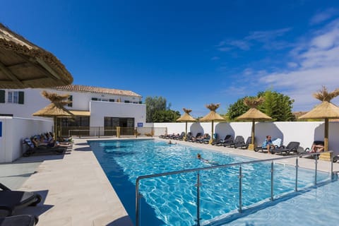 Holiday Home Swimming Pool