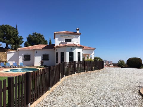 Welcome to 
Dama De La Sierra 