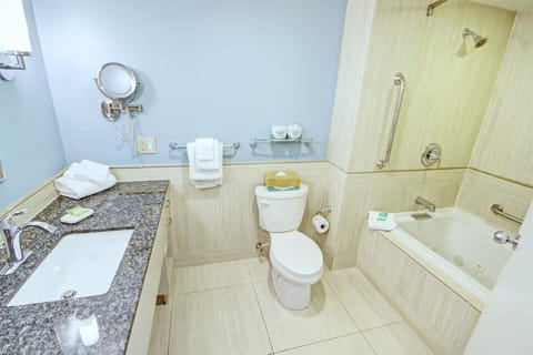 Spacious Bathroom