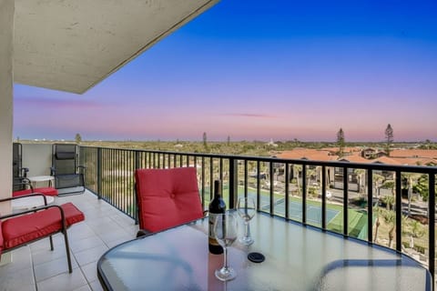 Unwind after a beach day on your balcony taking in the beautiful Siesta skies!