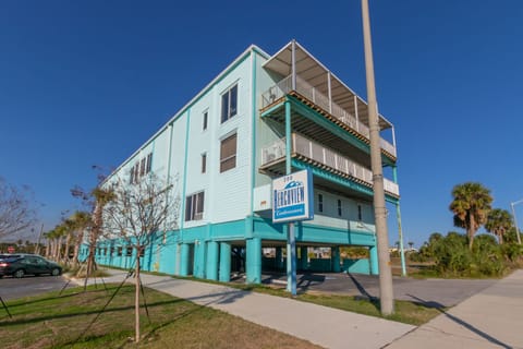 Front view of Beachview Condominiums.