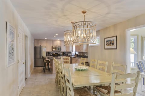 Main Level,Dining Area,