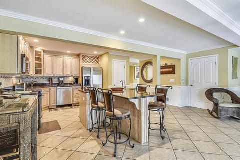 Main Level,Dining Area,