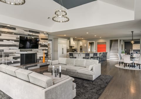 Luxurious Gathering Space.. 
