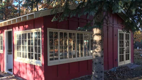 Front of cottage facing Lake Street, Glen Arbor