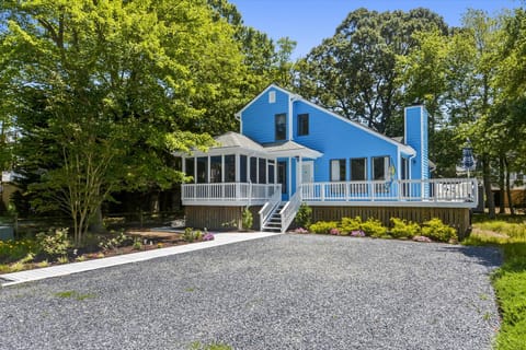 Exterior,Beach Happy,