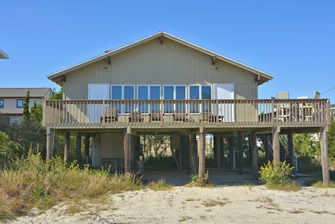 Exterior,Front Elevation,